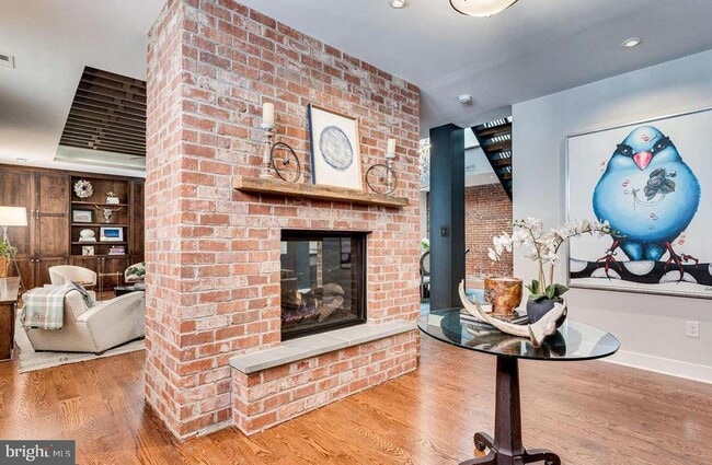 Building Photo - 1420 Paloma Way NW