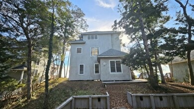 Building Photo - 146 Baycliff Trail