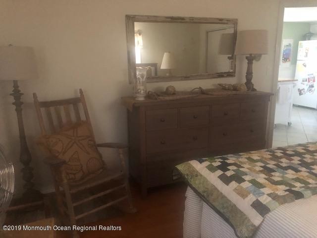 Building Photo - 1807 Greenwood Terrace