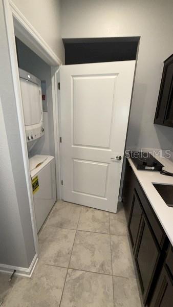 Building Photo - 1125 Saguaro St