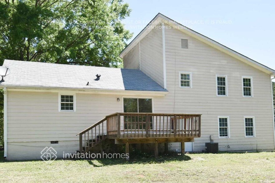 Building Photo - 3191 Grand Central Dr