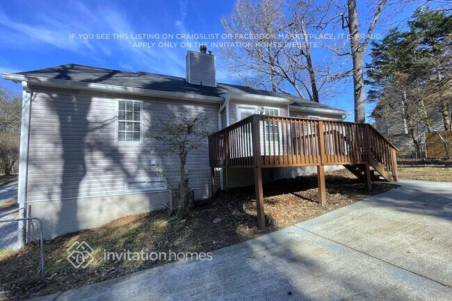 Building Photo - 282 Seals Dr