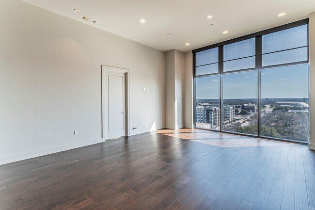 Building Photo - Exclusive wastside condo now available!