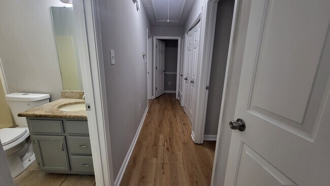 Building Photo - 6903 Gallop Dr