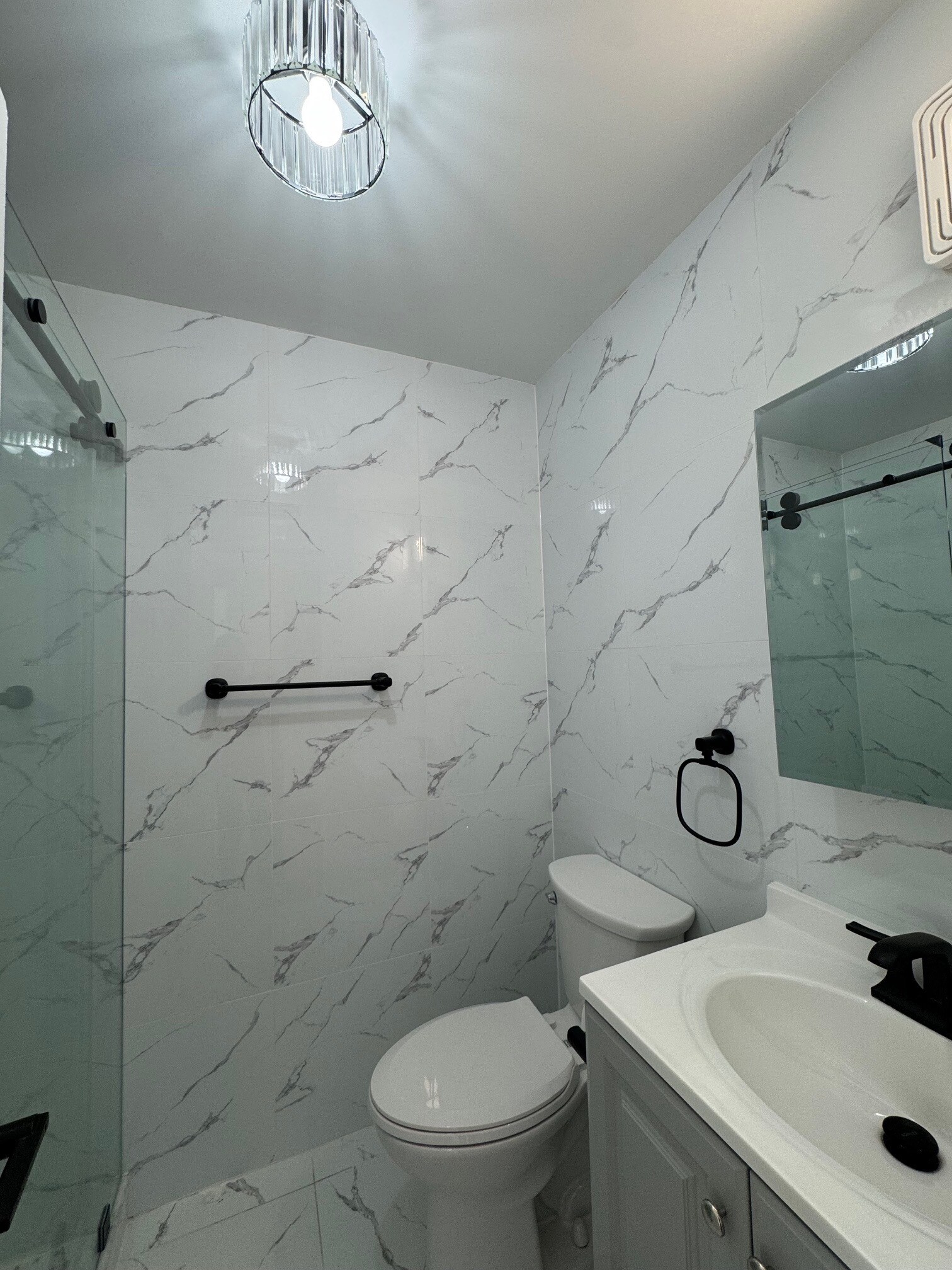 Building Photo - 27 Alan Ter