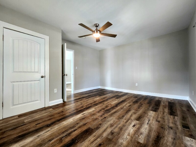 Building Photo - 216 McGarity St