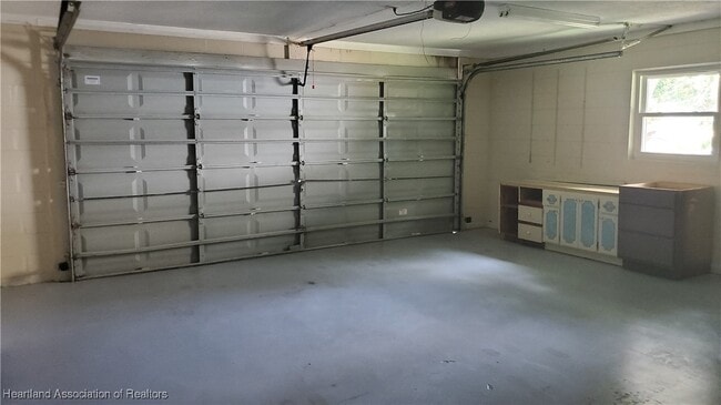 Building Photo - 2711 Orange Grove Dr