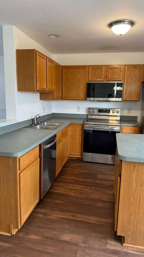 Building Photo - 1029 Aztec Dr