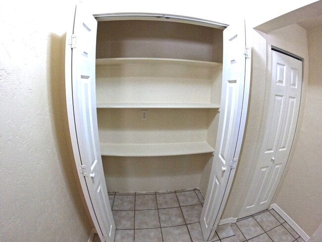 Building Photo - 1417 Fifth St.