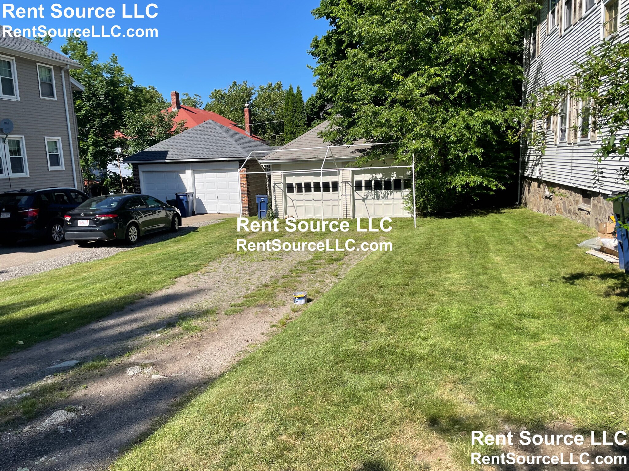 Building Photo - 111 Russett Rd