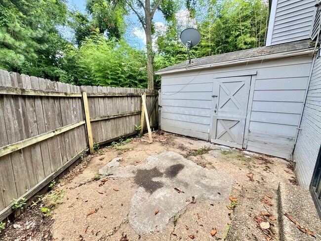 Building Photo - 3614 Tchulahoma Rd