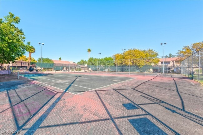 Building Photo - 1455 E Katie Ave