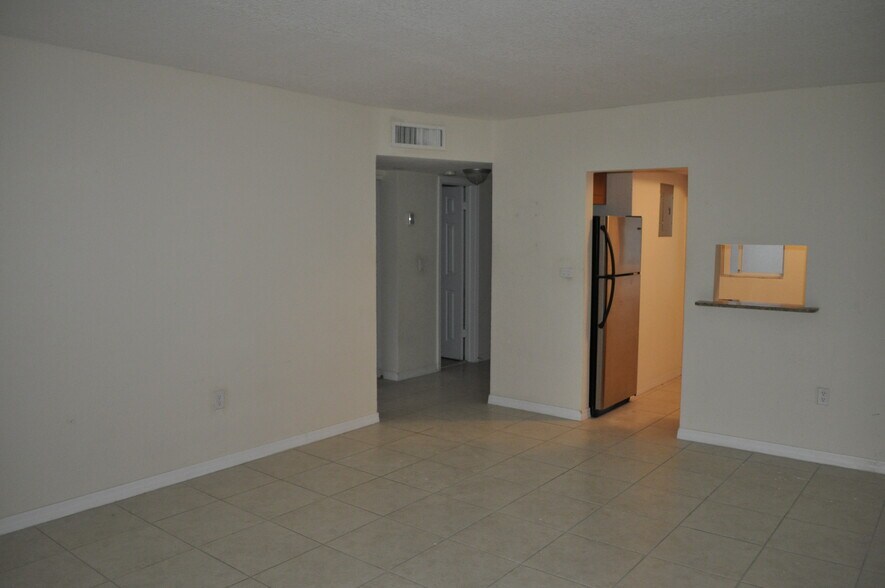 Building Photo - 7713 SW 88th St