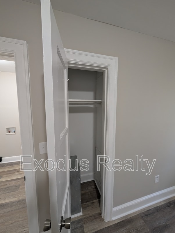 Building Photo - 1011 S Seventh