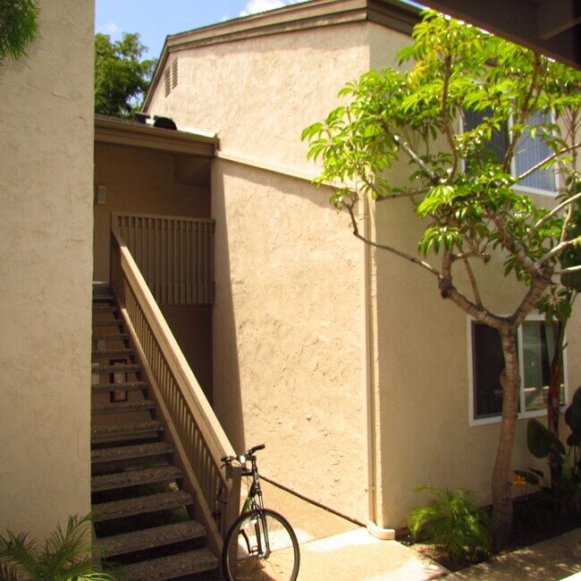 Primary Photo - Upstairs 2 bedroom condo with balcony