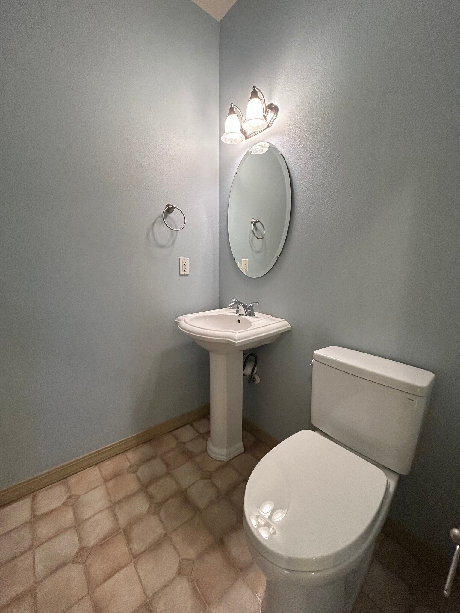 Building Photo - 10485 N Bridle Way