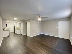 Building Photo - 9075 Gaylord Dr