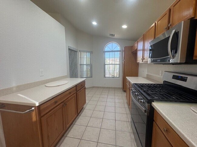 Building Photo - 2BR + 2 BONUS ROOMS with 54 foot Long Boat/Toys DEEP Garage