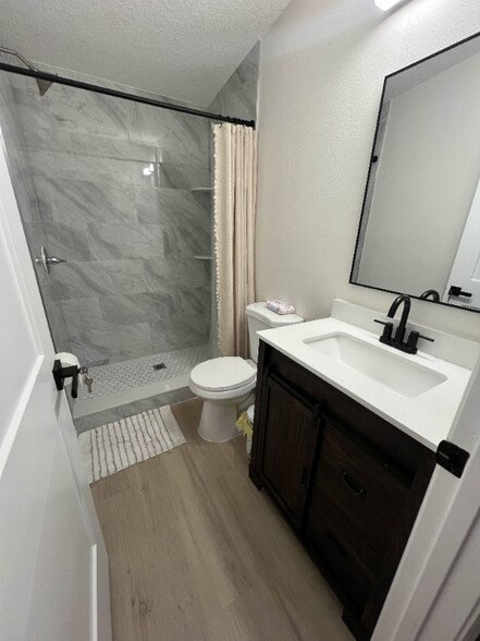 Building Photo - 3599 Pioneer Trails Dr