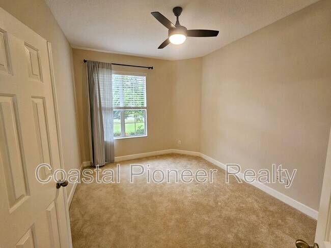 Building Photo - 16023 Ivy Lake Dr
