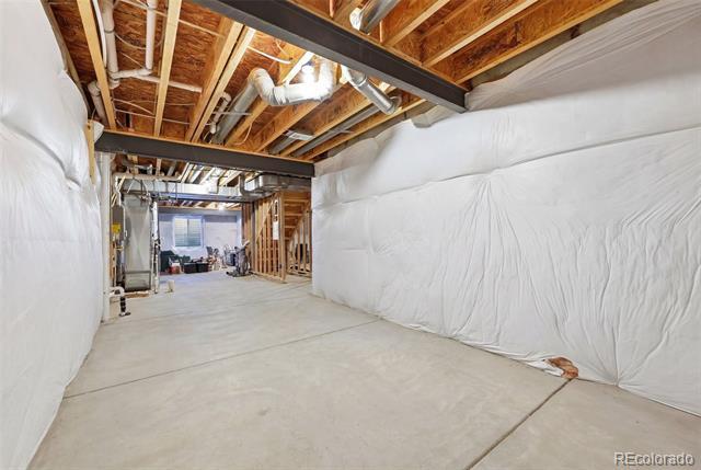 Building Photo - 15501 E 112th Ave