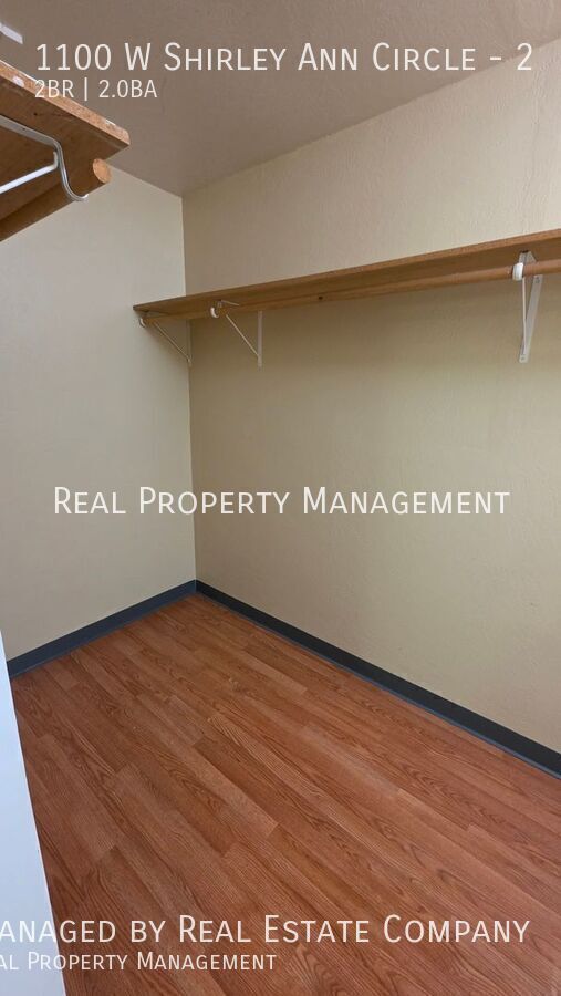 Building Photo - 1100 Shirley-Ann Cir