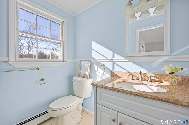 Building Photo - 25 Shelter Rock Rd