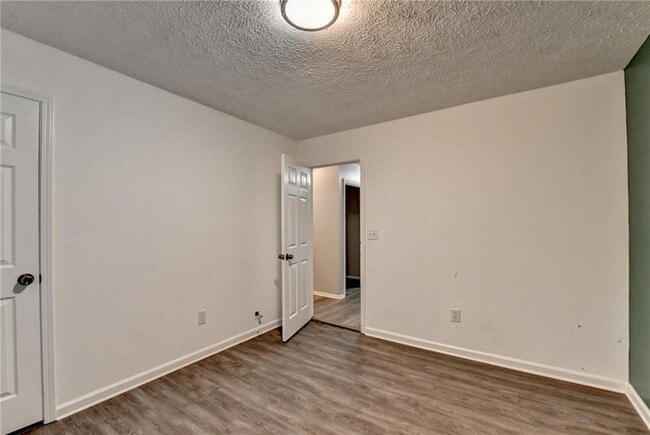 Building Photo - 235 Ruby Forest Pkwy