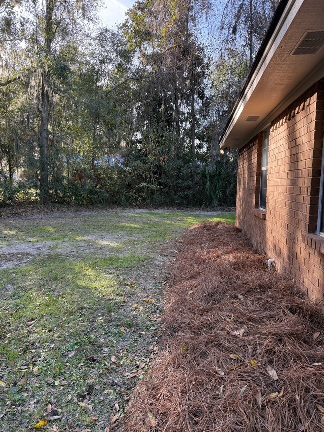 Building Photo - 1008 Old Oatland Island Rd