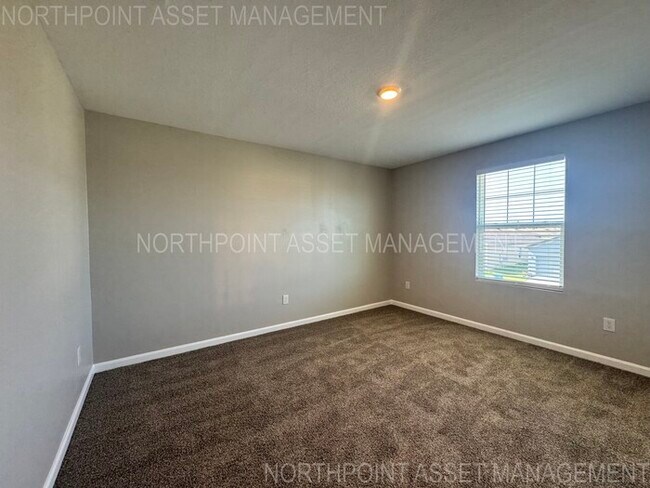 Building Photo - "AUGUST MOVE IN SPECIAL: $500 off on 2nd M...