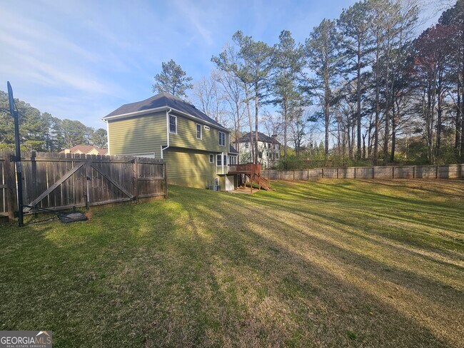 Building Photo - 24 Springfield Dr