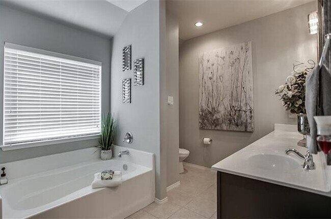 Building Photo - 5117 Sweetgum Ct