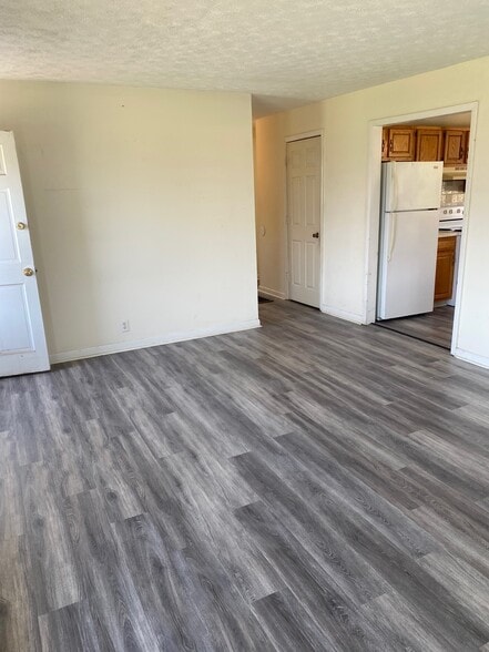 Building Photo - 1620 Neals Creek Rd