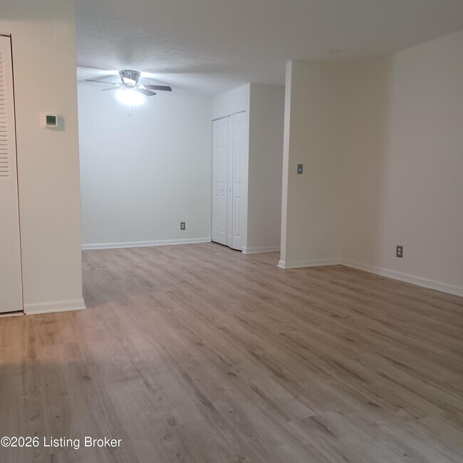 Building Photo - 3507 Lodge Ln