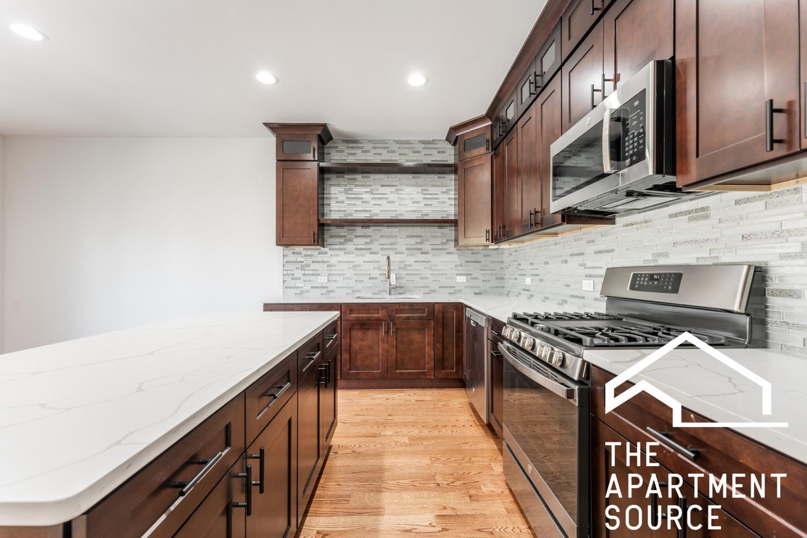 Building Photo - 3329 N Avers Ave