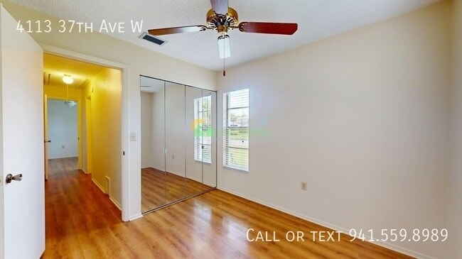 Building Photo - 4113 37th Ave W