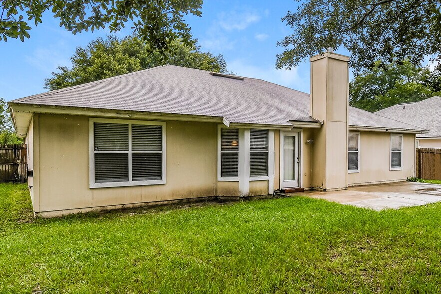 Building Photo - 5331 Whitecastle Ct