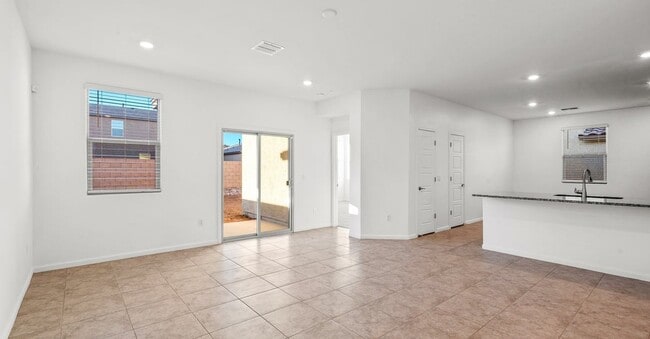 Building Photo - 7093 W Muirwood Ln