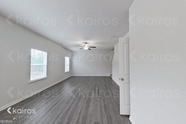 Building Photo - 3428 Bridgewood Dr