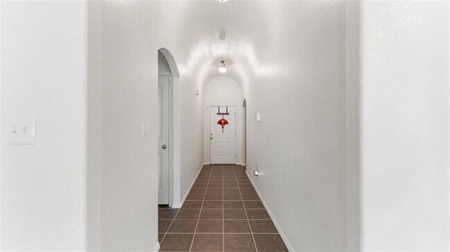 Building Photo - 4486 W Serviceberry Dr