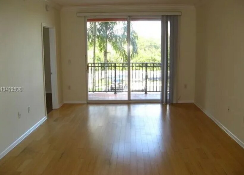 Building Photo - 4404 SW 160th Ave