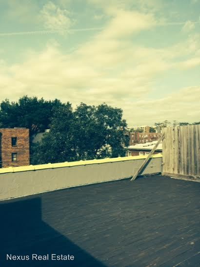 Building Photo - 5747 Holden St