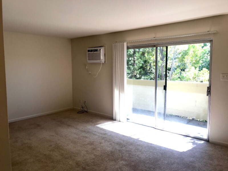 Building Photo - 1020 Dolores St