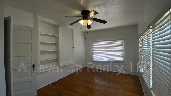 Building Photo - 318 N Euclid Ave