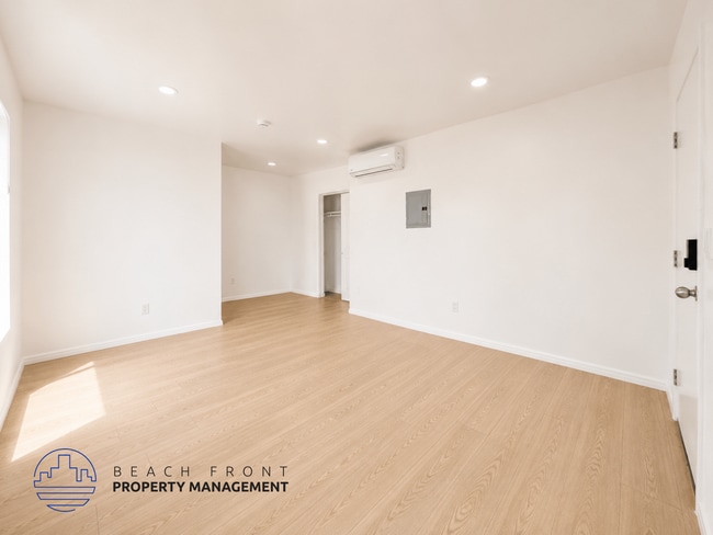 Floorplan - 740 W 24th St.