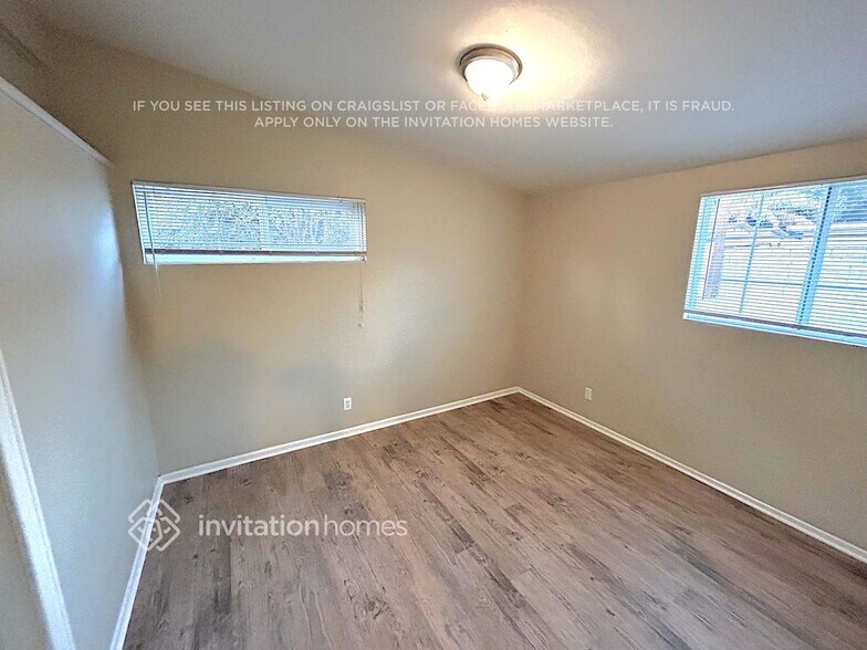 Building Photo - 3901 Manchester Pl