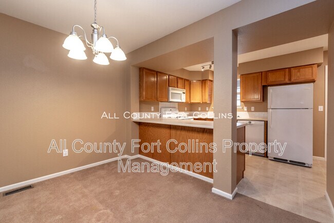 Building Photo - 4521 Starflower Dr