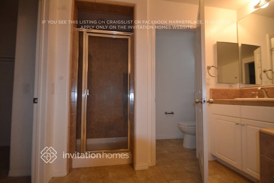 Building Photo - 21779 Redwood Canyon Pl