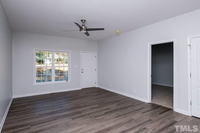 Building Photo - Cozy Ranch Home with Modern Upgrades in Durham