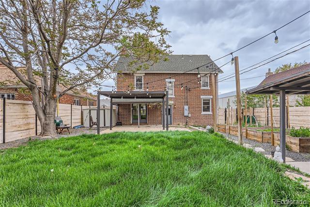 Building Photo - 3750 Vine St